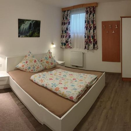 ウダーンスHaus-Elisabethアパートメント エクステリア 写真